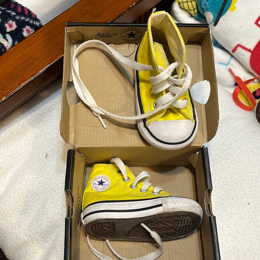 Converse hi tops